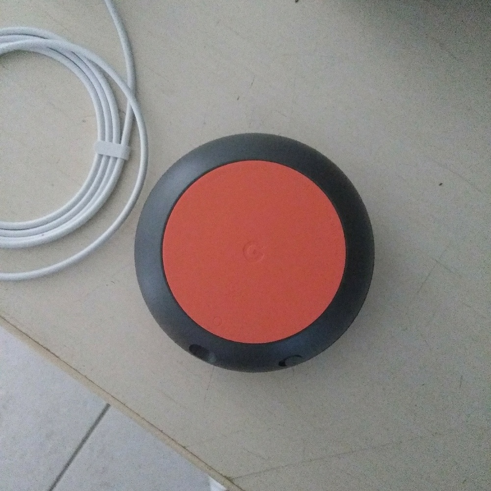 Google Home Mini - Picture 6 of 7